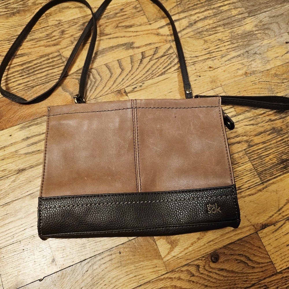 The Sak Iris Demi Clutch Crossbody Bag